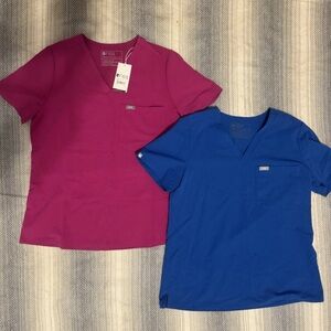 2 FIGS Scrub Top Bundle - Size Medium - Hot Pink & Royal Blue Figs Scrub Tops